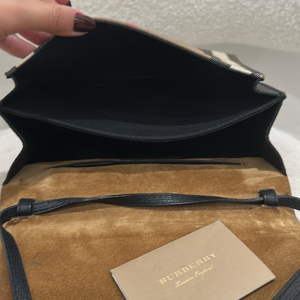 Burberry Black and Tan Checkered Women's Bag - Picture 6 of 7
